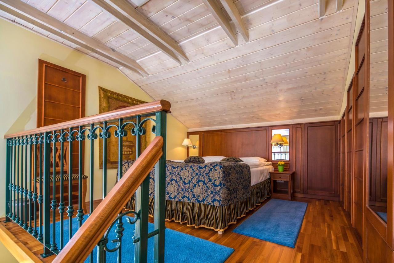 Hotel Forest Hills Zirc Luaran gambar