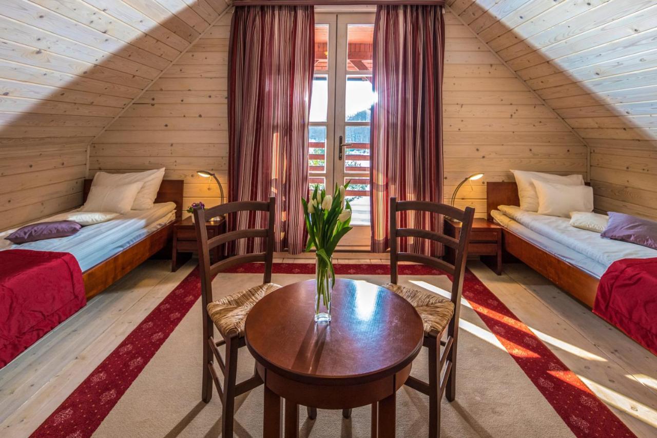 Hotel Forest Hills Zirc Luaran gambar