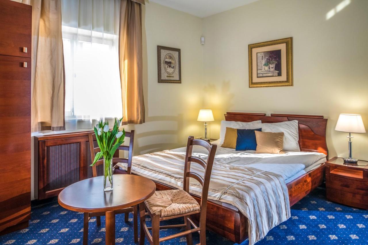 Hotel Forest Hills Zirc Luaran gambar